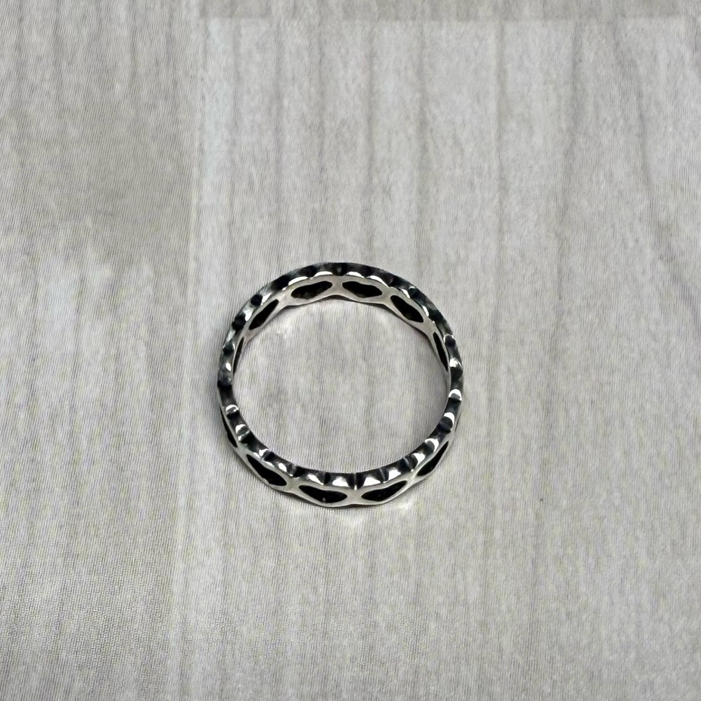 James Avery 9.25 S. Silver Hearts Ring